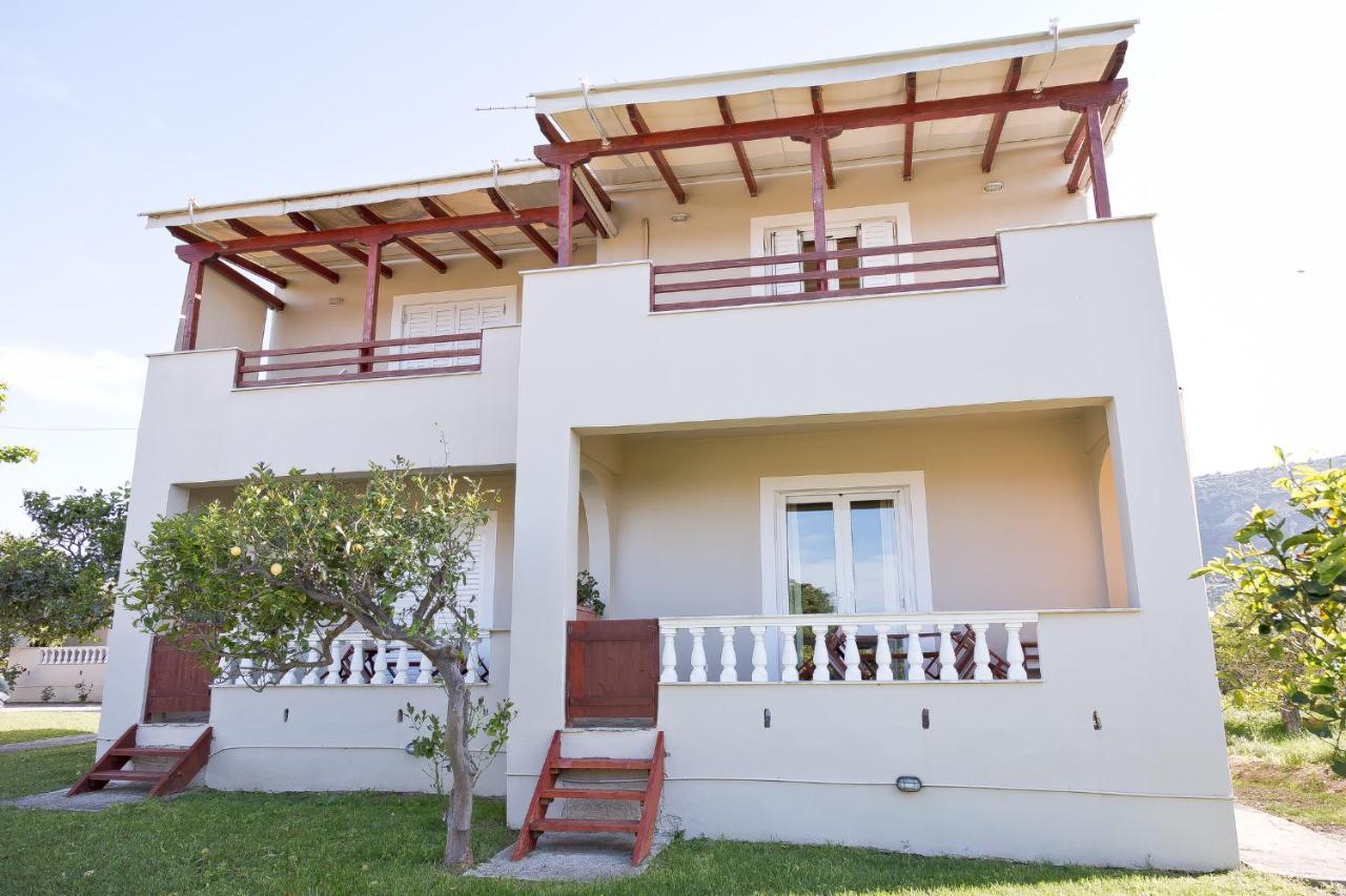 Caposaldo Apartments 아크라타 외부 사진